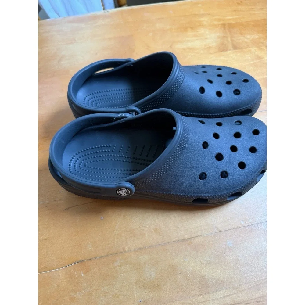 CROCS men women